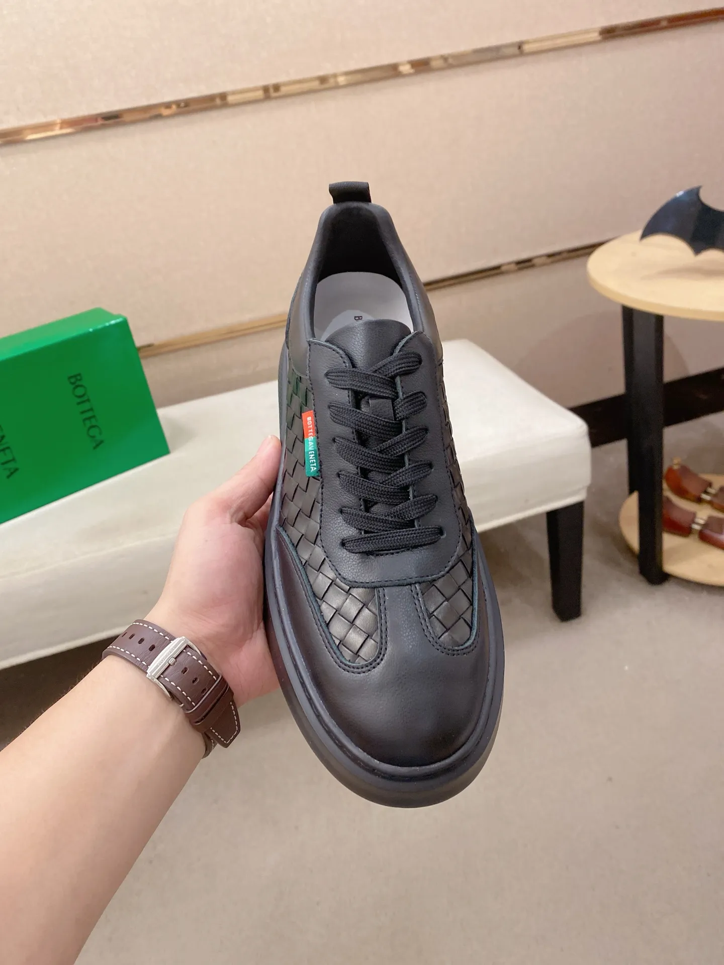 Men's shoes💰 500💰 【BV】The latest hot style‼ ️Casual men's shoes, uppers imported first-layer cowhide. Fully imported first-layer leather lining✔️Exquisite workmanship, excellent foot feel, special rubber sole✔️, cool and fashionable, the latest fashion, fashionable outsole, hurry up. Code number: 38-44